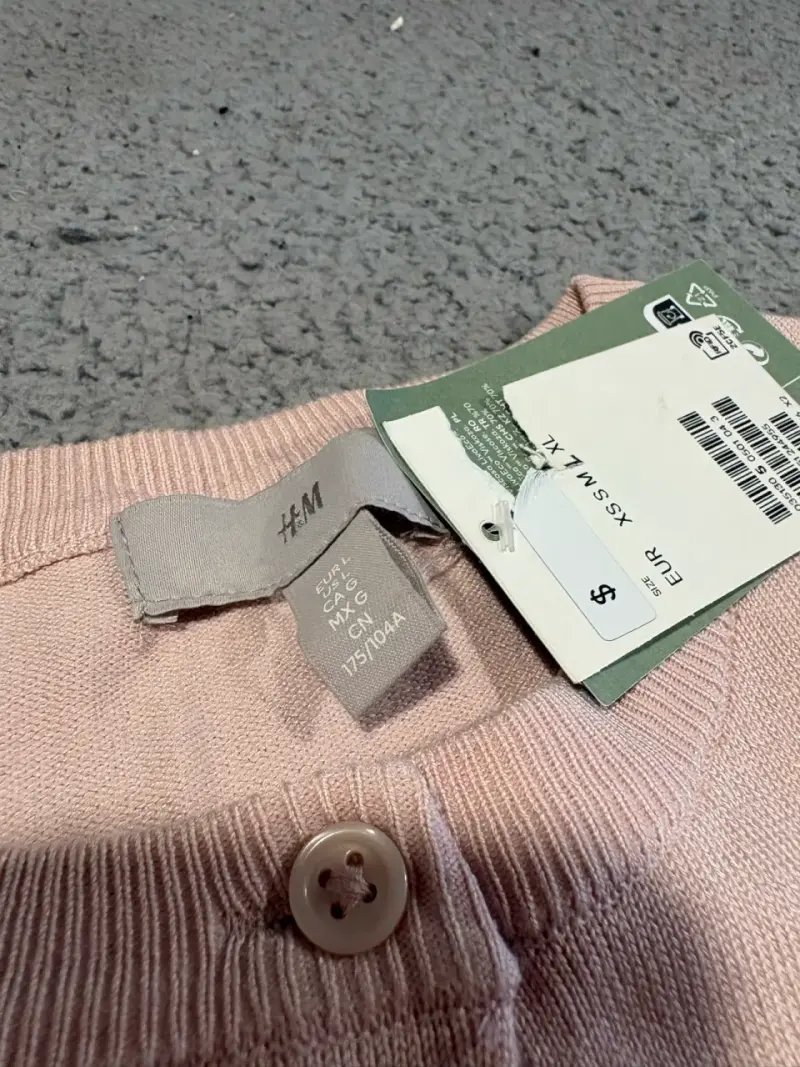 Cardigan de mujer rosa claro con botones - 2
