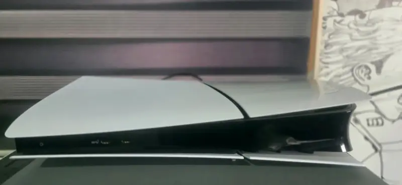 Consola PlayStation 5 en buen estado y 2 controles - 2