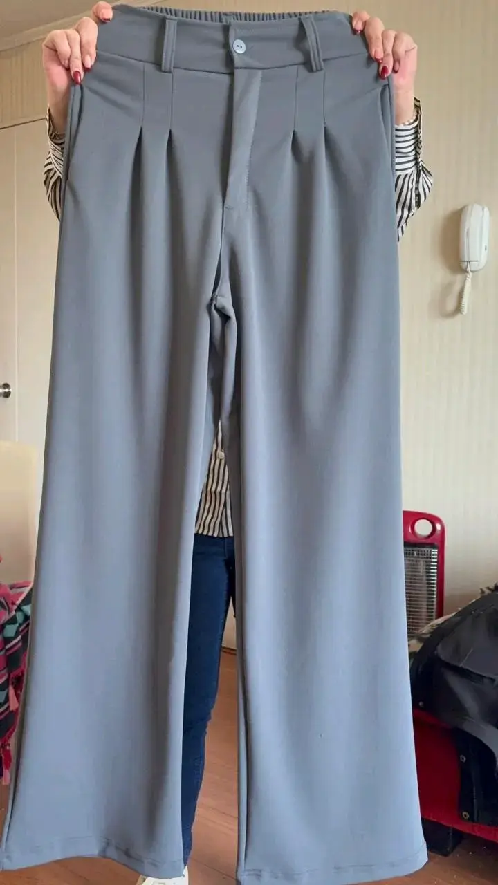 Pantalones anchos grises de moda - 2