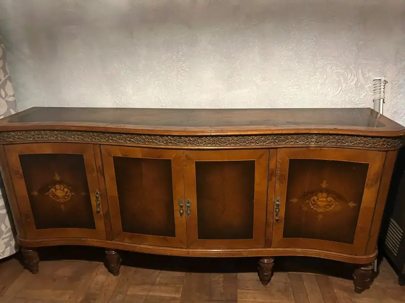 Aparador o Buffet - 1