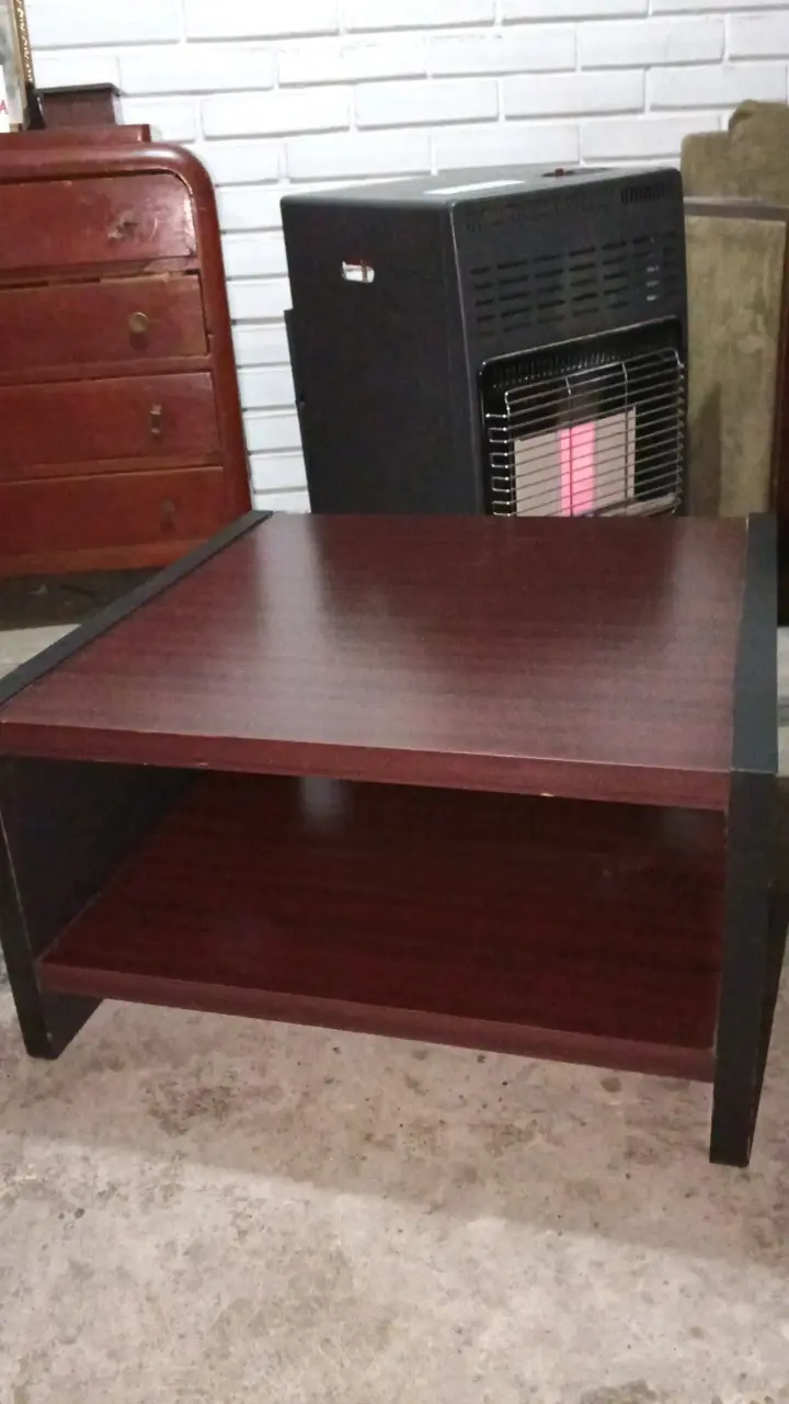 Mesa de centro cuadrada de madera - 3
