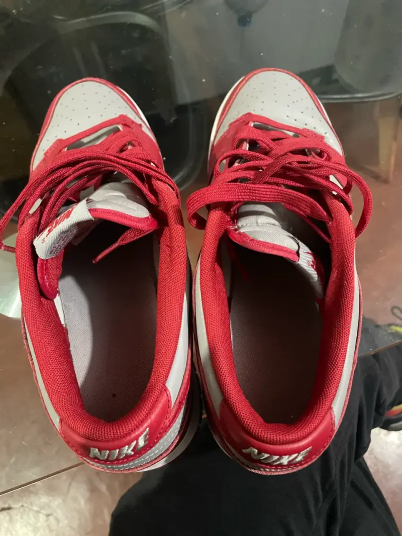 Zapatillas Nike rojas y grises 10/10 - 3