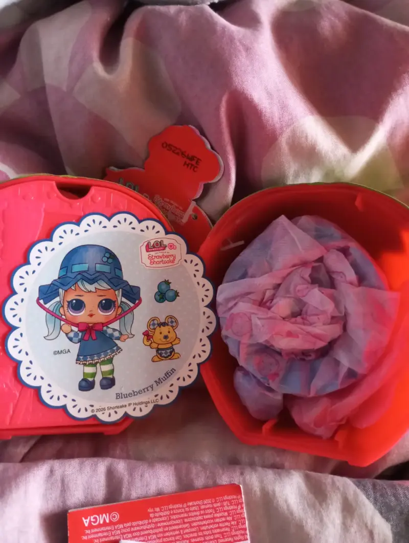 Muñeca L.O.L x Strawberry shortcake - 3