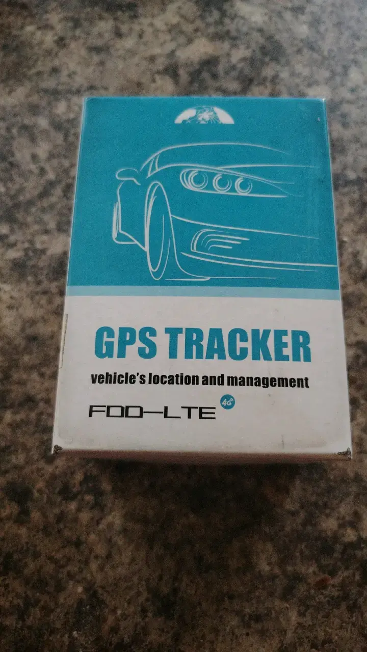 Rastreador GPS para vehículos 4G LTE - 1