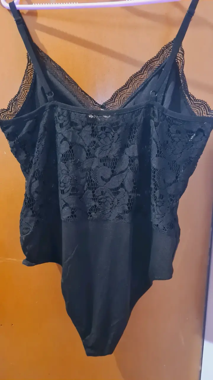 Body de encaje negro elegante - 2