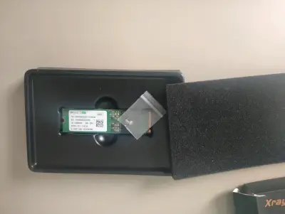 Disco SSD XrayDisk 128GB usado - miniatura 4