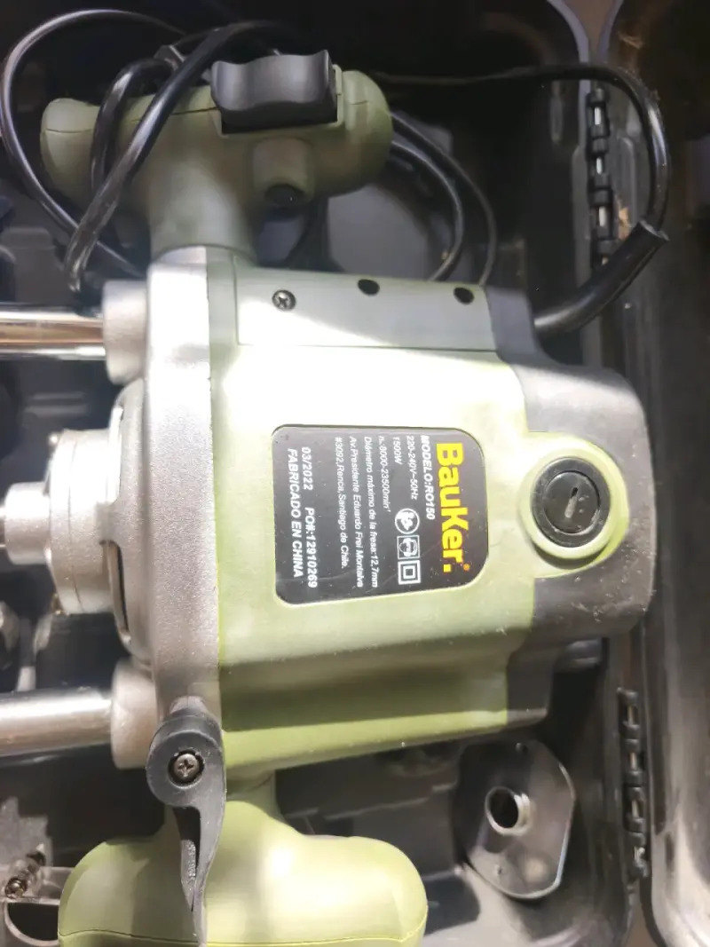 Fresadora Bauker 1200W para madera - 1