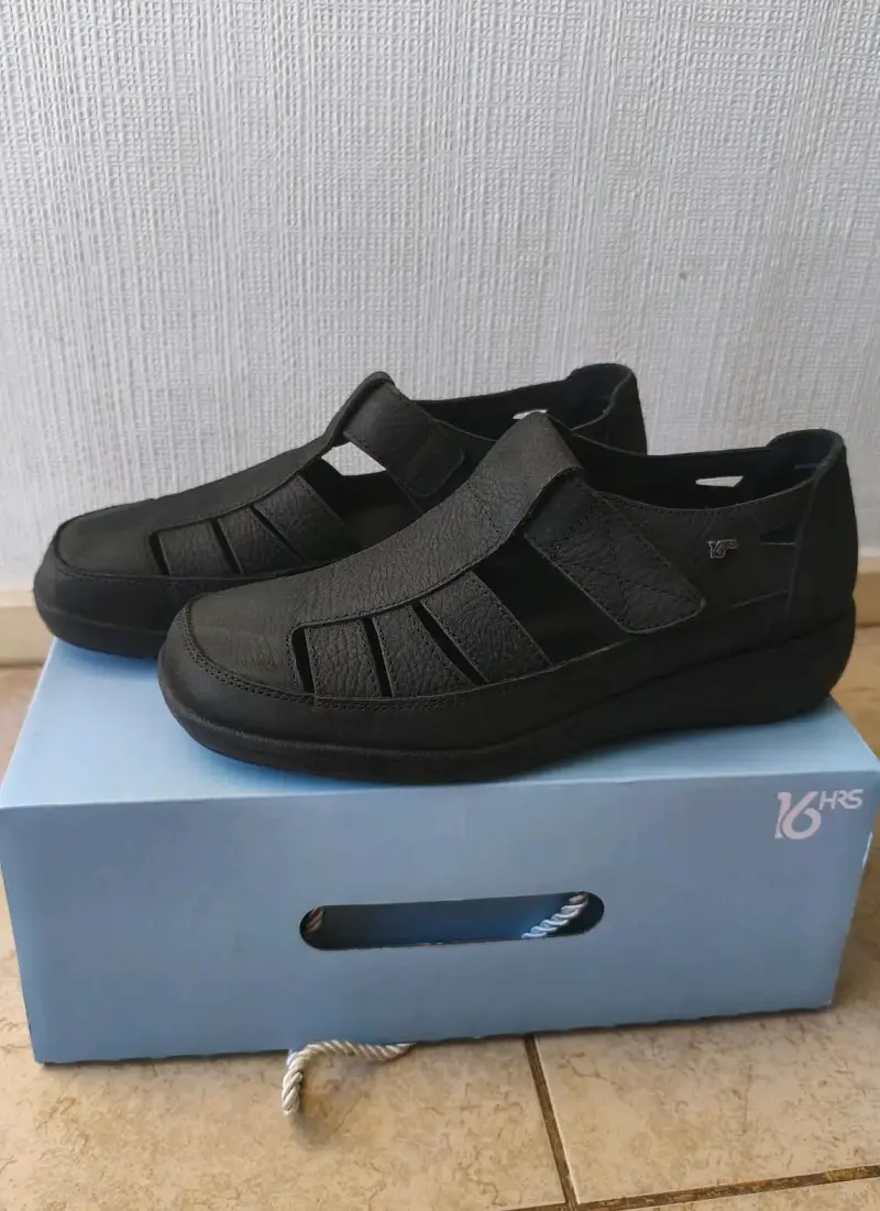 Zapatos de cuero negro 16 HRS cómodos - 1