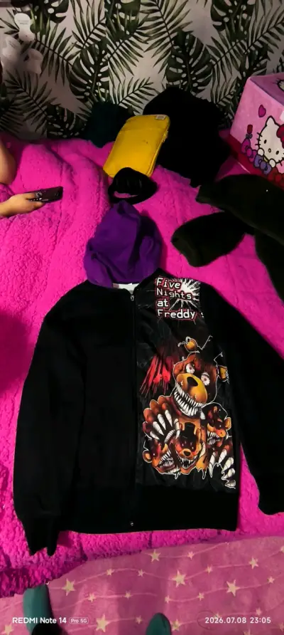 Polerón Freddy Fazbear's Pizza con capucha verde - miniatura 2
