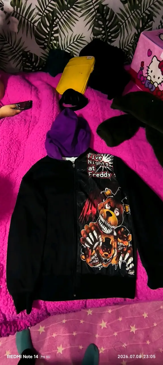 Polerón Freddy Fazbear's Pizza con capucha verde - 6