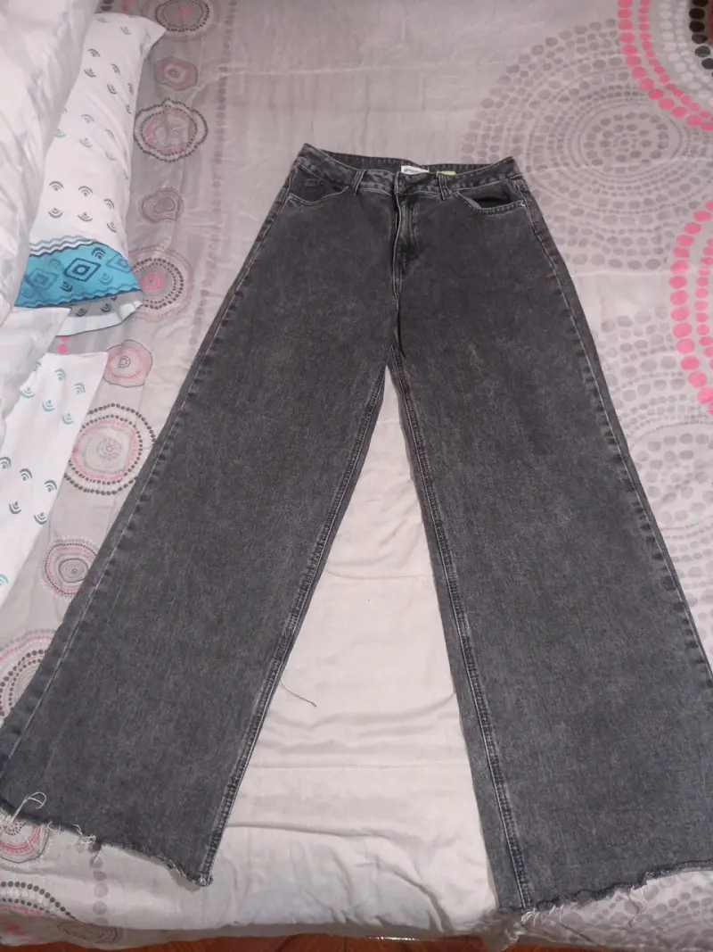 Jeans anchos gris oscuro para mujer - 1