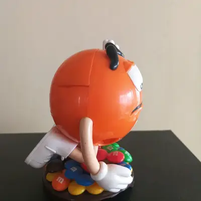 Figura coleccionable M&M's naranja - miniatura 4