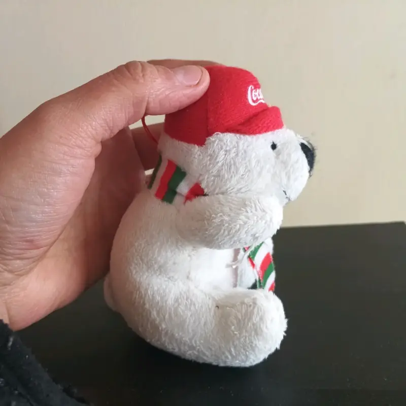 Osito de peluche Coca-Cola con gorro rojo - 2