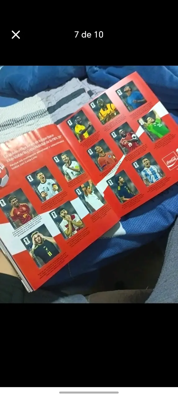 Álbum de figuritas de fútbol completo - 6