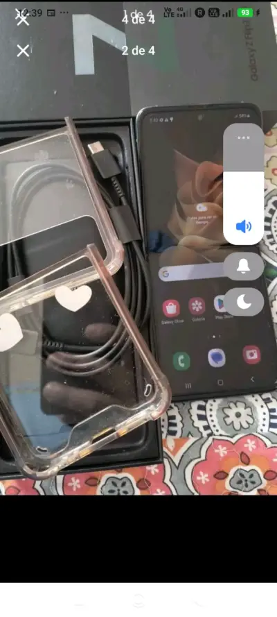 Celular flip Samsung Galaxy - miniatura 3