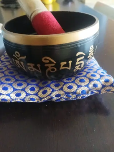 Cuenco tibetano con mazo de madera - miniatura 2
