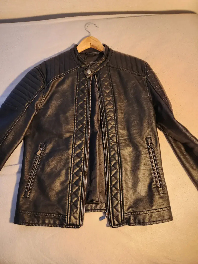 Chaqueta de ecocuero talla M - 1