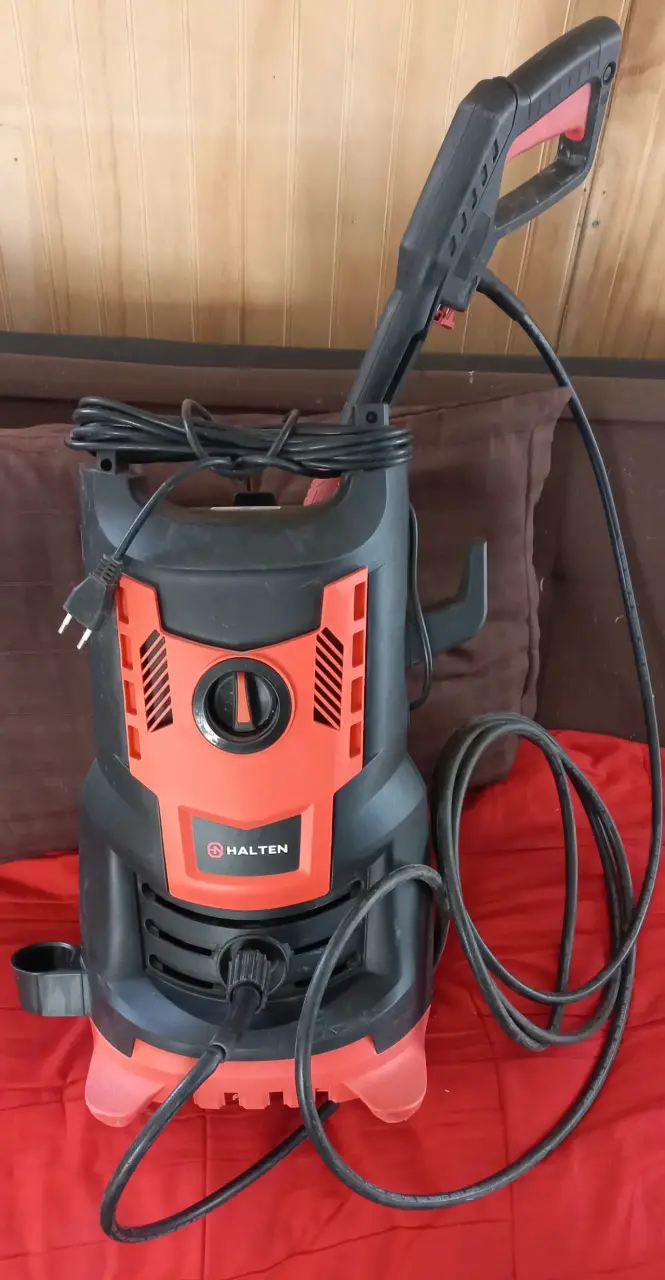 Hidrolavadora Halten de alta presión 1800w - 1
