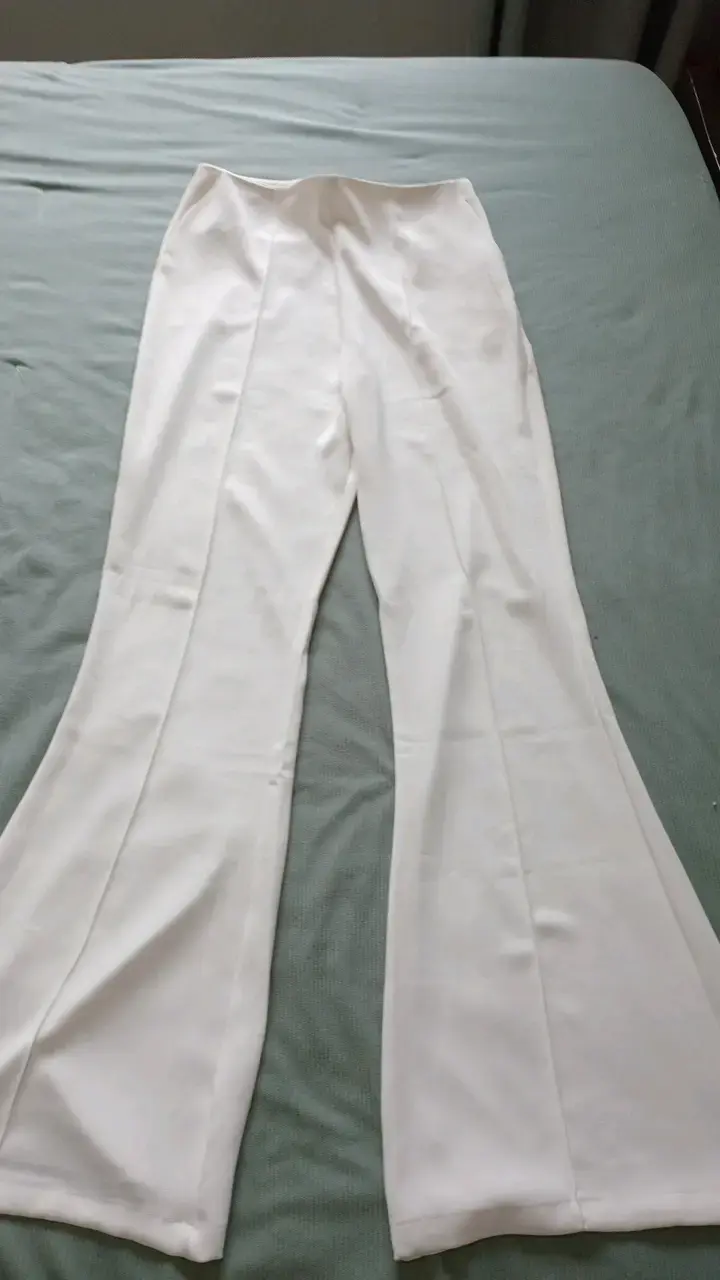 Pantalones blancos elegantes para mujer - 2