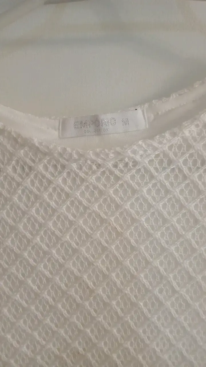 Vestido blanco sin mangas elegante - 3