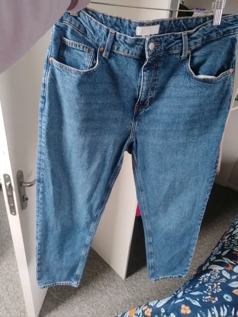 Jeans clásicos de mezclilla azul - 1