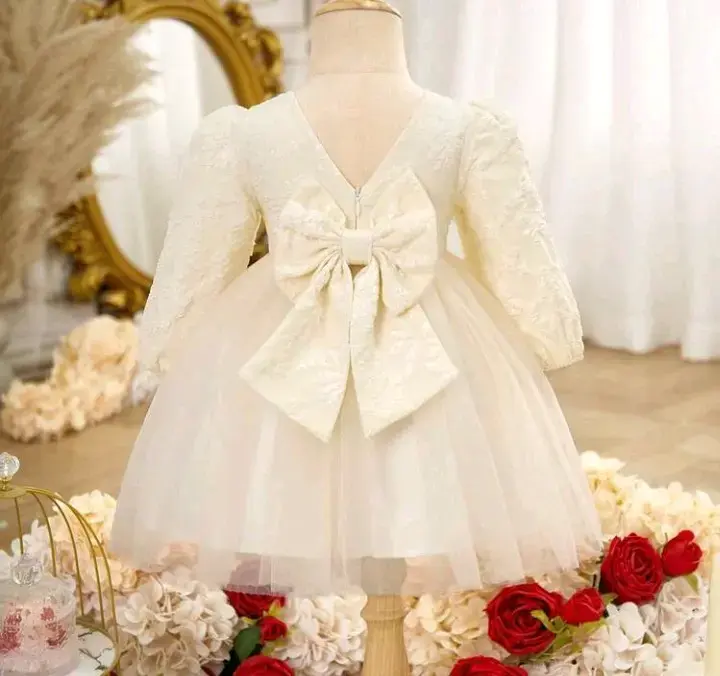 Vestido de niña elegante con encaje - 2