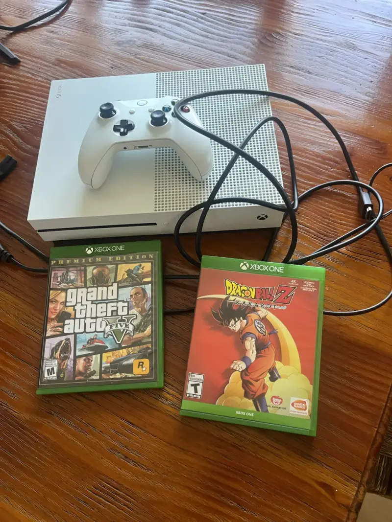 Remato Xbox One y monitor gamer - 3
