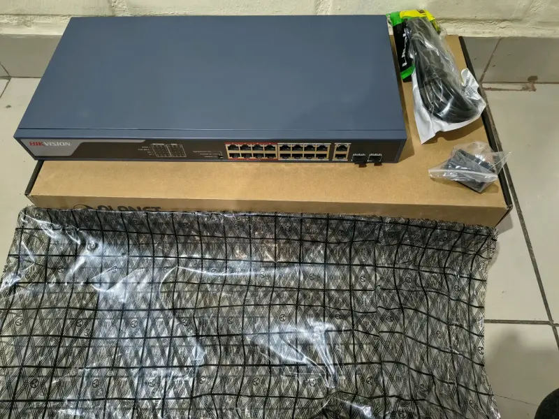 Switch PoE Hikvision 16 puertos - 3