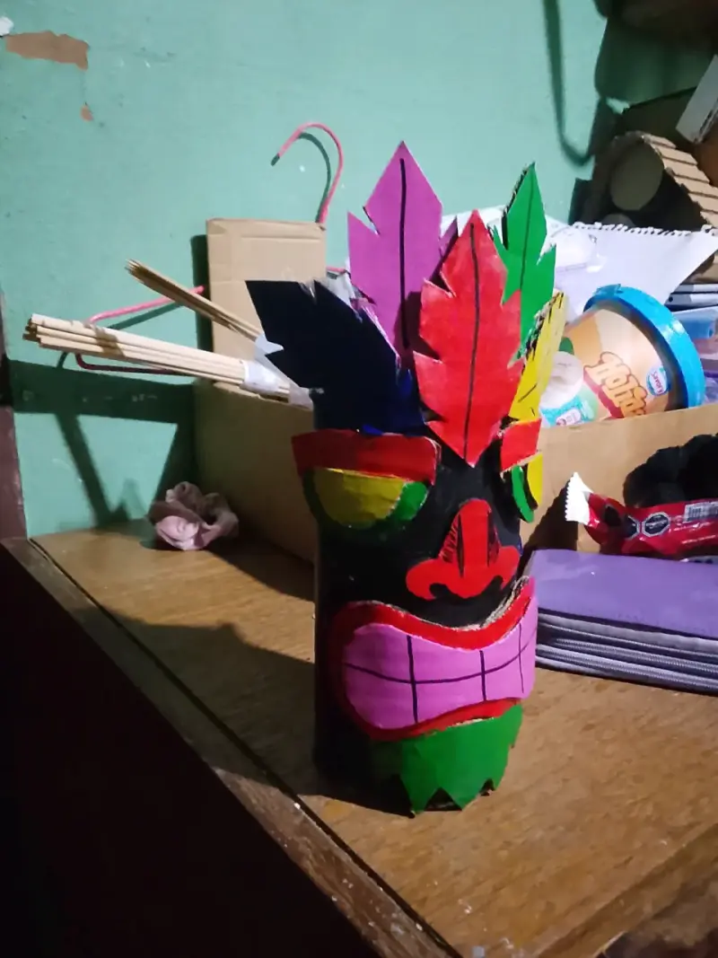 Tarro de lápices inspirado en Totem Tiki - 2