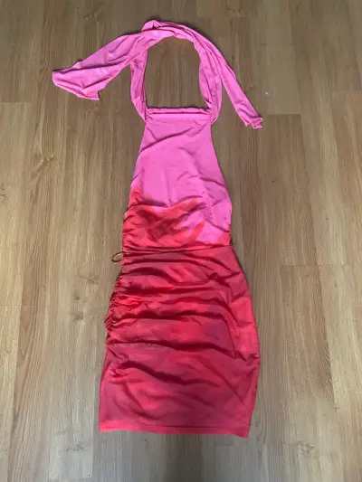Vestido de fiesta rojo degradado - miniatura 1