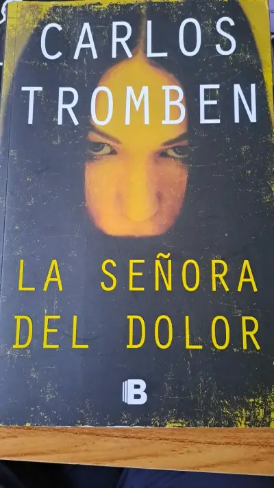Libro 'La Señora del Dolor' de Carlos Tromben - miniatura 1