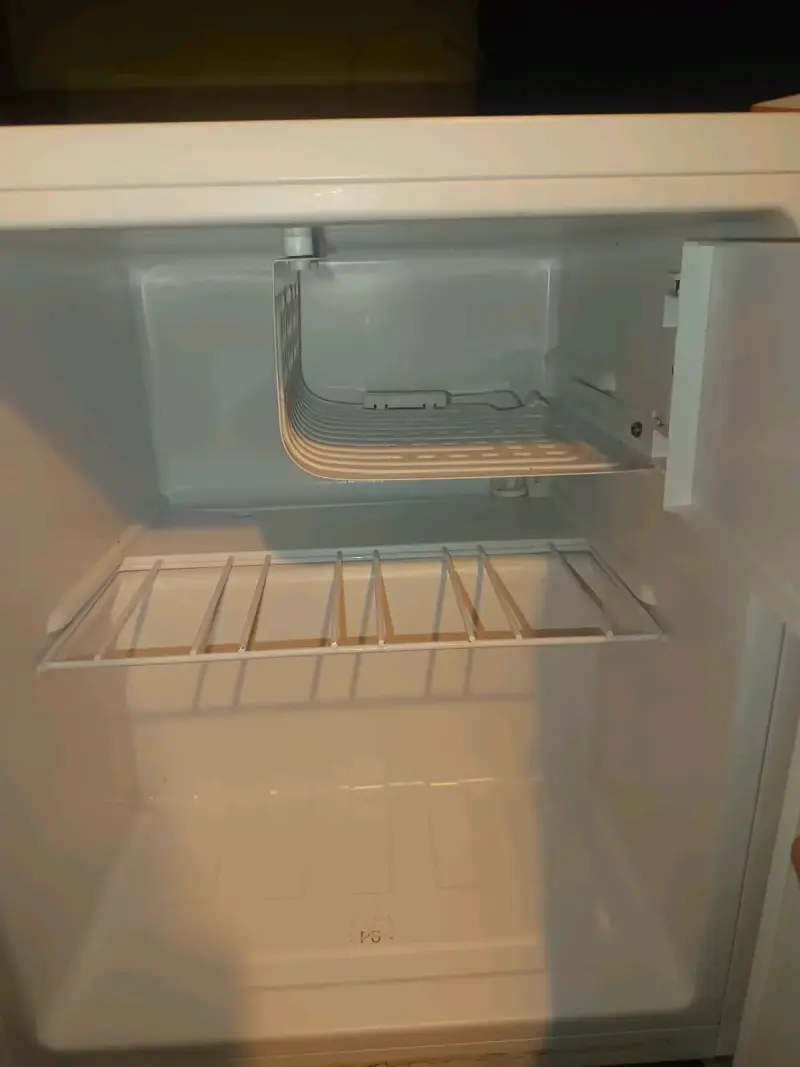 Mini refrigerador NEX blanco eficiente - 2
