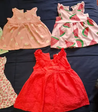 Vestidos de niña estampados variados - miniatura 4