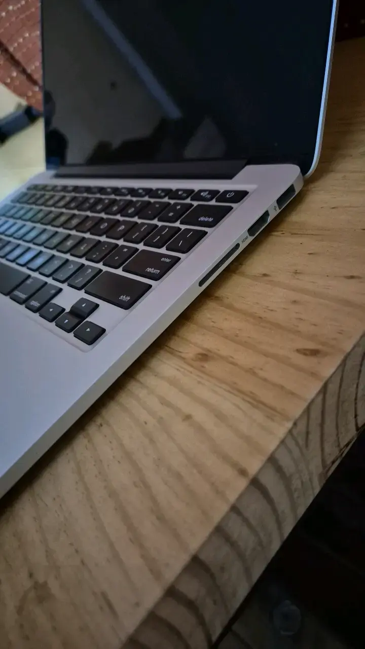 Laptop Apple MacBook Pro 13 pulgadas - 3