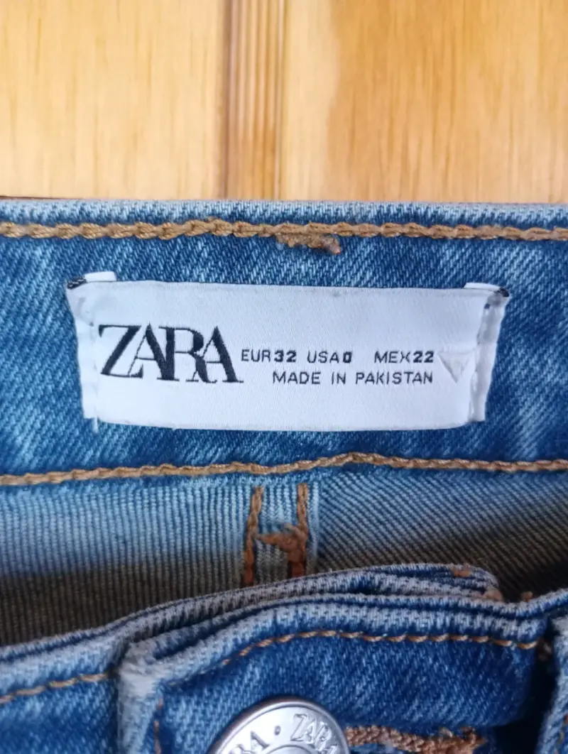 Jeans acampanados Zara azul desgastado - 2