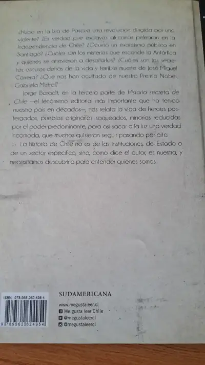 Libro 'Historia Secreta de Chile 3' de Jorge Baradit - miniatura 2