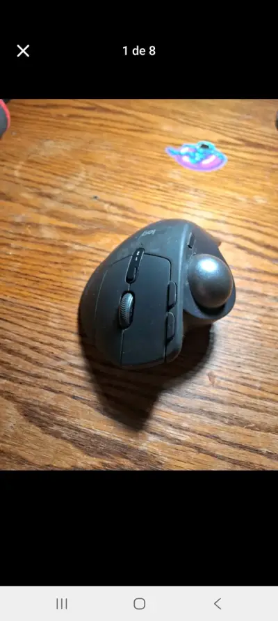 Mouse ergonómico Logitech con trackball - miniatura 1