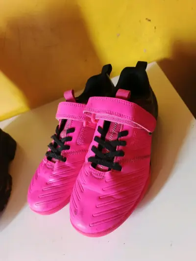 Zapatillas deportivas rosas para niños - miniatura 1