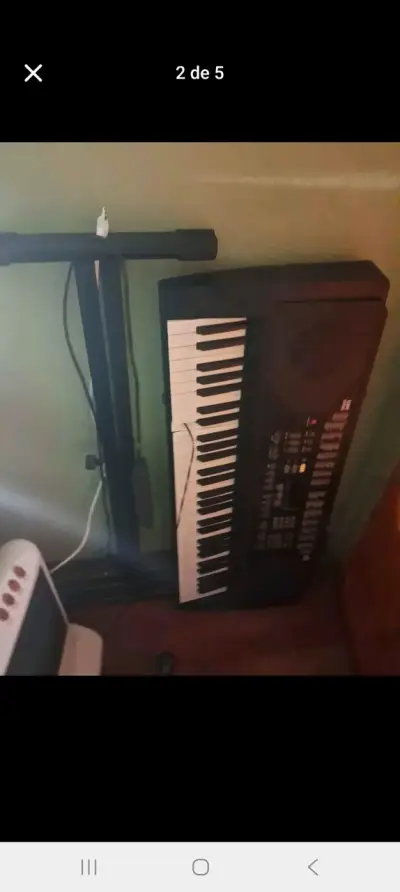Teclado electrónico con 61 teclas y funciones - miniatura 2
