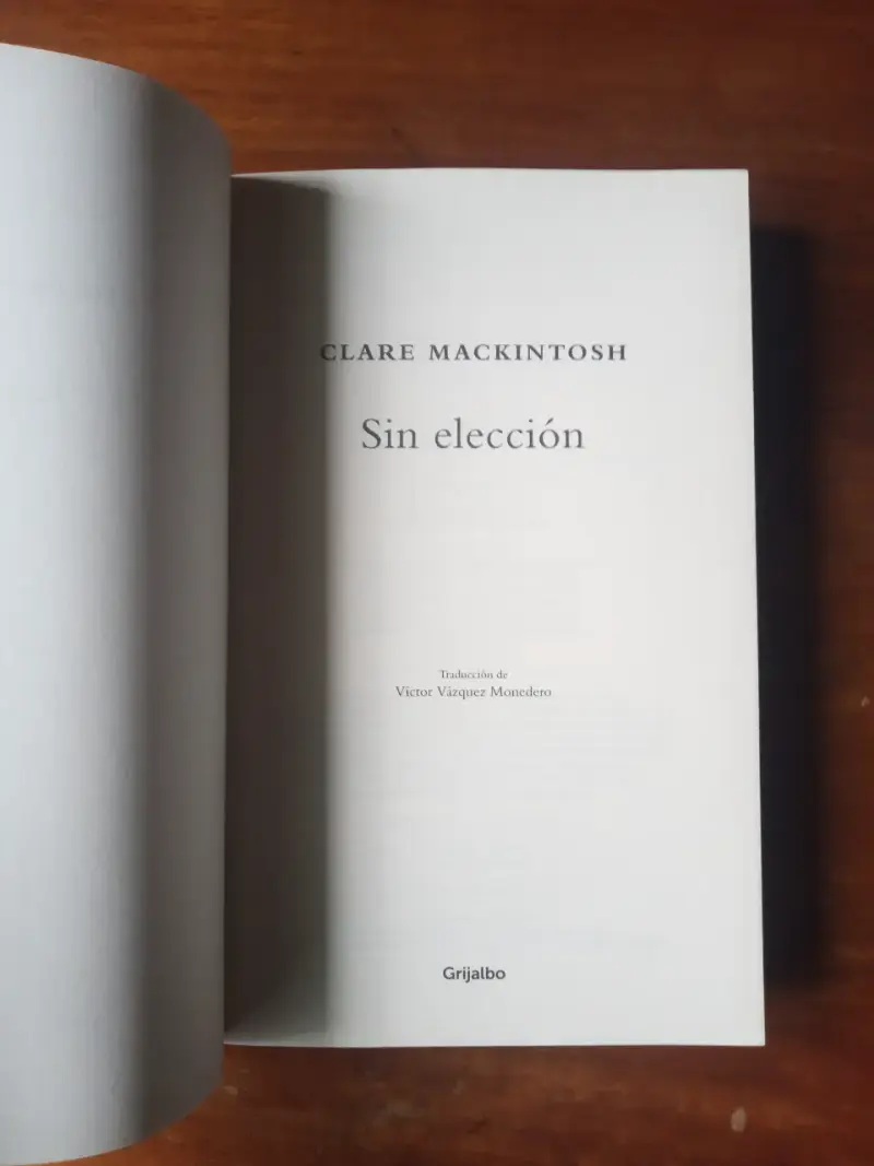 Sin Elección, Clare Mackintosh. Libro. - 4