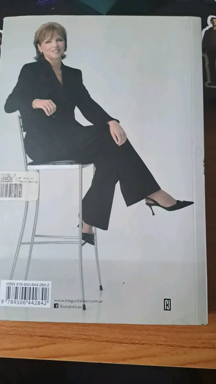 Libro 'La testigo' de Nora Roberts - 2