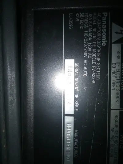 Cámara Panasonic 1990 modelo OM VHS PV-A23-K - miniatura 3