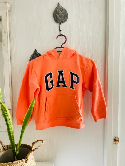 Polerón GAP naranja para niños - miniatura 1