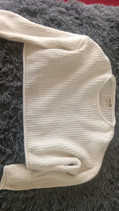 Suéter de punto blanco para mujer - miniatura 2