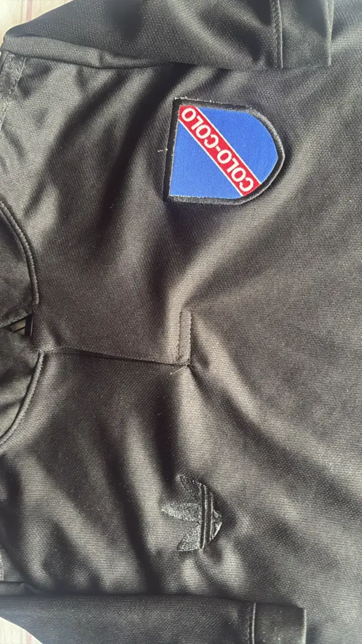 Camiseta Colo-Colo negra talla 12 - 2