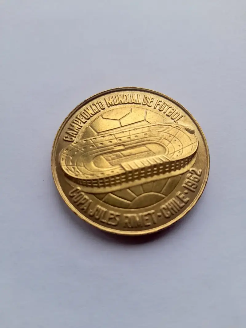 Medalla Mundial de Fútbol CHILE 1962 ORIGINAL - 1