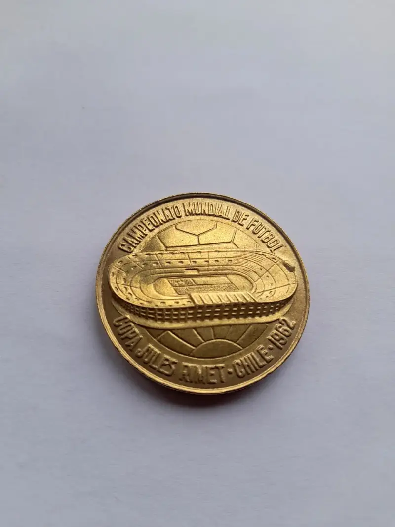 Medalla Mundial de Fútbol CHILE 1962 ORIGINAL - 5