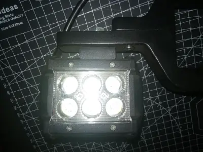 Soporte luces LED enganché de remolque. - miniatura 4