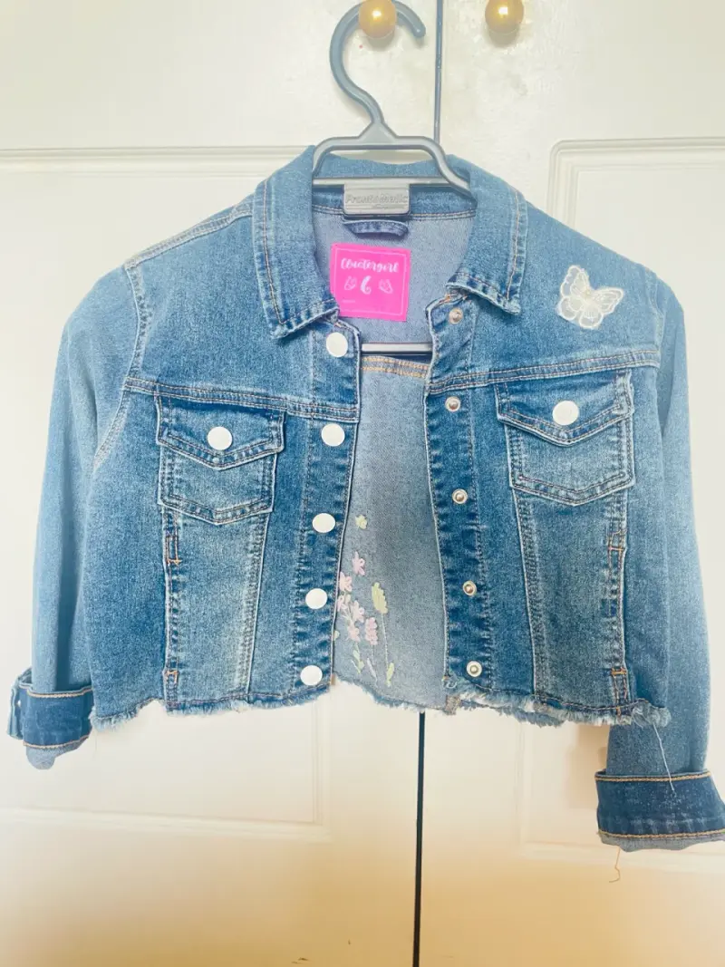Chaqueta de mezclilla para niña con bordado - 1