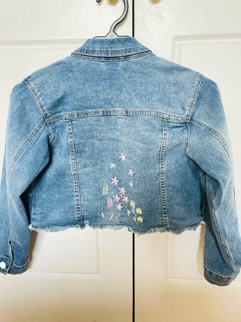 Chaqueta de mezclilla para niña con bordado - 3